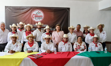 Toma protesta nueva mesa directiva de la Gran Cabalgata de Sabinas