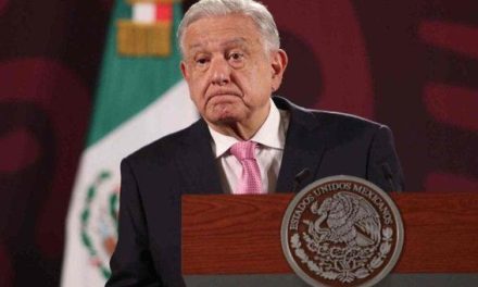 AMLO dice no tener la culpa de la investigación de la UIF contra Loret de Mola
