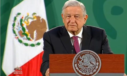 AMLO afirma que no se ha devaluado el peso en su gobierno