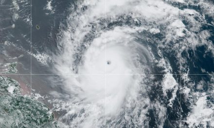 Emiten alerta azul en Quintana Roo ante la inminente llegada de ‘Beryl’ a México