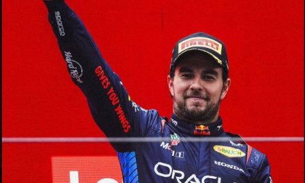 ‘Checo’ Pérez renueva con Red Bull por dos años