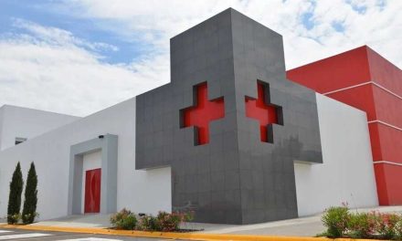 Rinde protesta el nuevo consejo de Cruz Roja