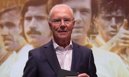 Beckenbauer será homenajeado en la ceremonia inaugural de la Eurocopa
