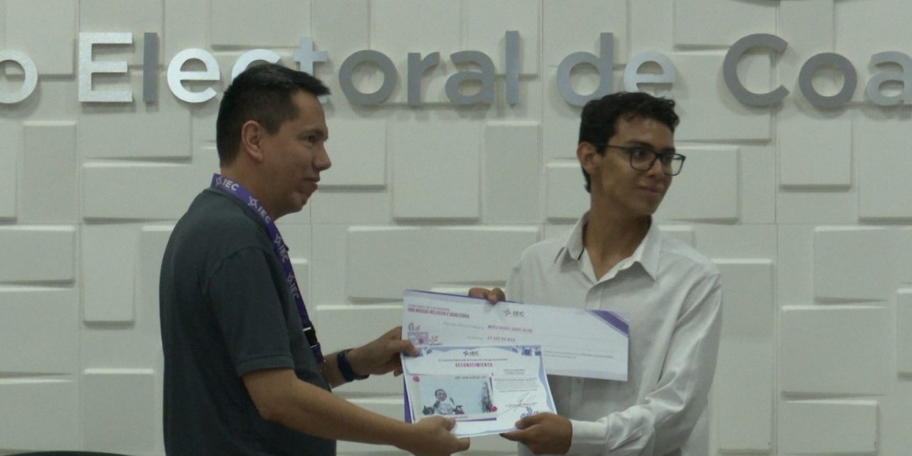 IEC entrega reconocimientos del concurso ‘Una Mirada Inclusiva e Igualitaria’