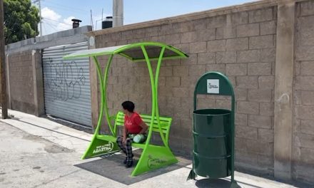 Instalan parabuses en Arteaga
