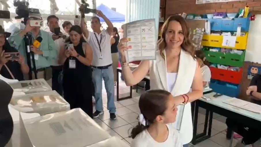 Vota María Bárbara Cepeda