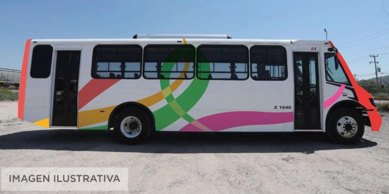 Llegan a Saltillo 14 nuevos autobuses