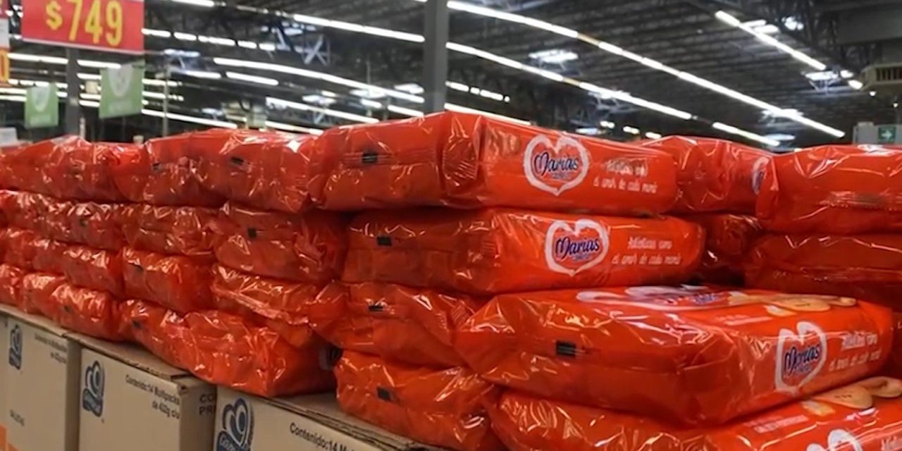 Saltillenses realizan compras de pánico