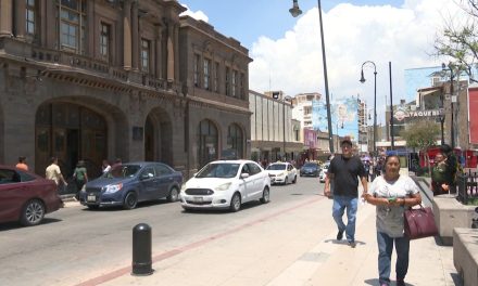 Saltillo: Reestructuran señalamientos en el primer cuadro de la ciudad