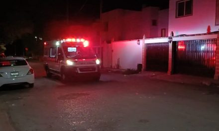 Regios sufren accidente carretero sobre la carretera Saltillo-Torreón