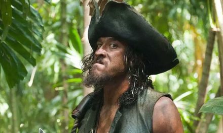 Tragedia en Hollywood; tiburón asesina a un actor de Piratas del Caribe y Lost