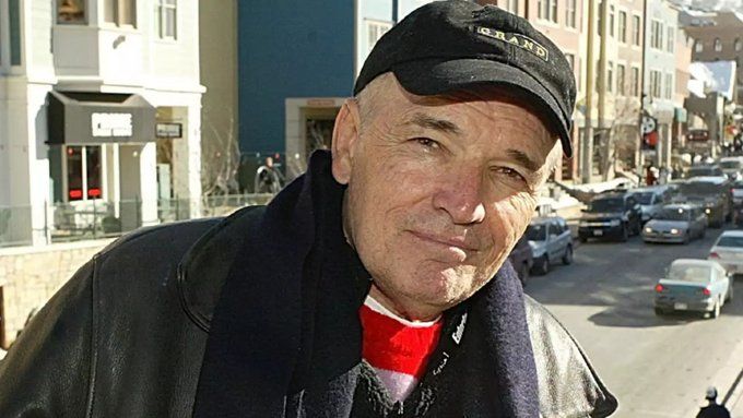 Muere actor de ‘Breaking bad’ y ‘Duro de matar’