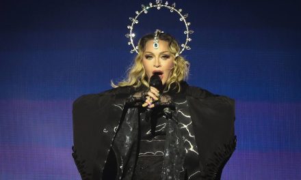 Hijo de Madonna confiesa que recurre a la basura para encontrar comida