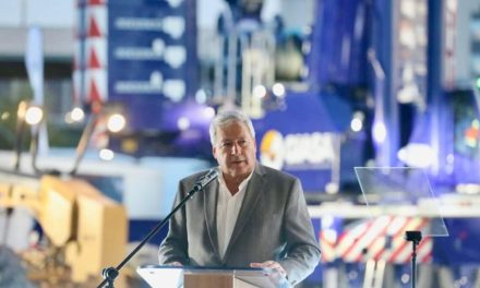 Destaca Chema Fraustro desarrollo y empleo en Saltillo