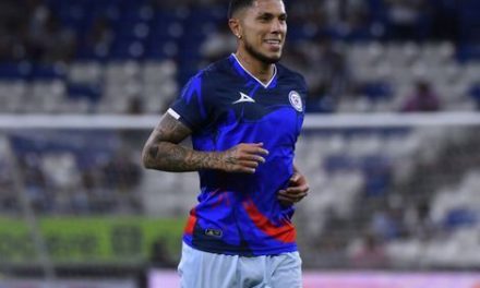 Salcedo busca salir de Cruz Azul e ir al extranjero tras muerte de su hermana