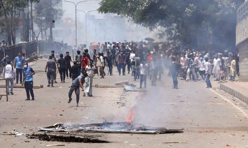 Protestas estudiantiles en Bangladesh dejan 19 muertos