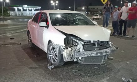 Saltillo: Ebrio causa carambola sobre LEA