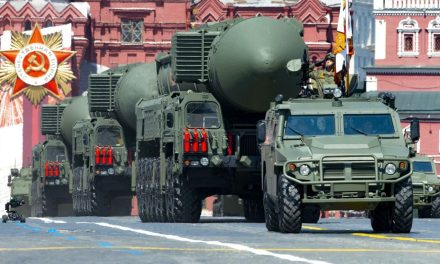 China suspende negociaciones nucleares con EE.UU. por venta de armas a Taiwán