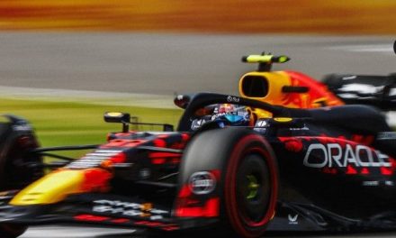 Sigue una temporada de terror para Checo Pérez; eliminado de la Q1 en Silverstone y saldrá en la posición 19