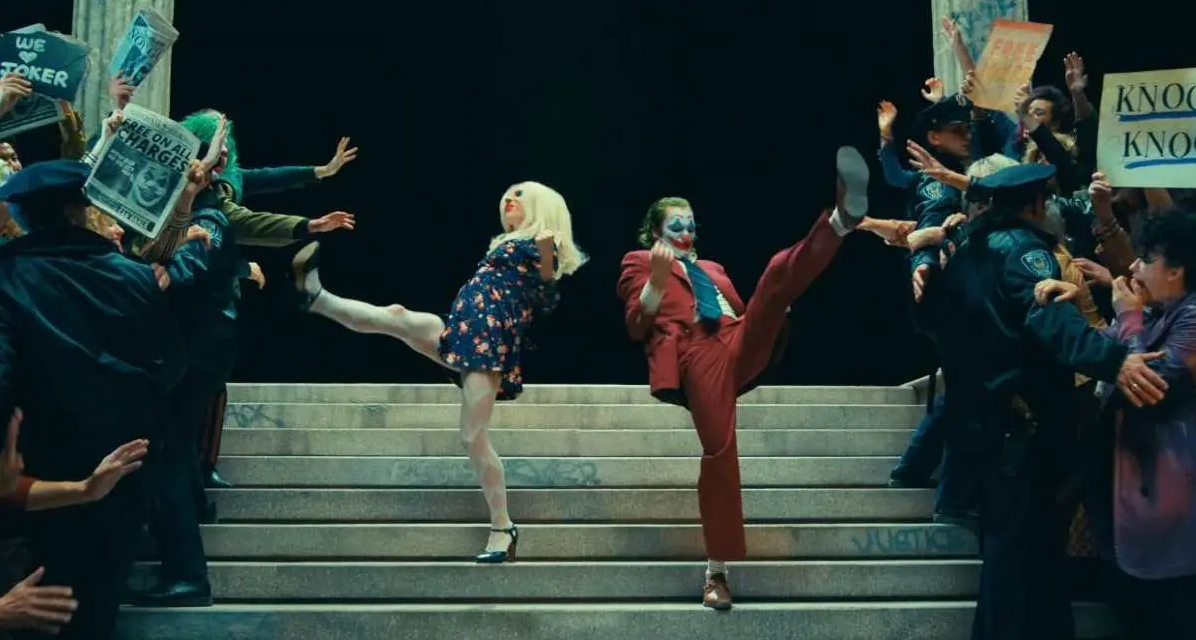 Joker 2: Nuevo tráiler revela el caos en Ciudad Gótica