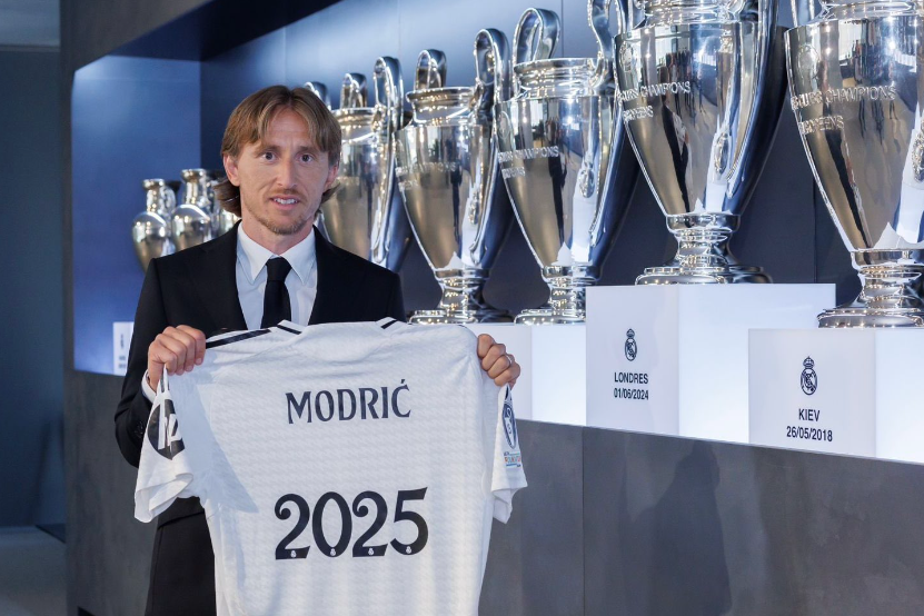 Modric renueva por un año con el Real Madrid