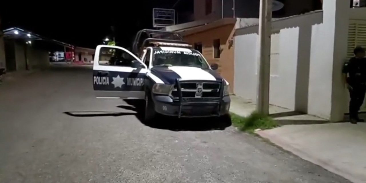 Madre intoxicada arremete contra su propia hija y la golpea con una varilla en Parras