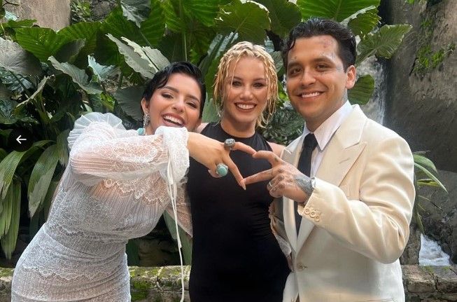 ¿Quién es Monica Corgan, la posible ‘fan de la relación’ de Ángela Aguilar y Nodal?