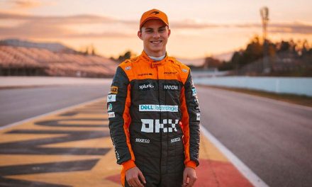 Piastri gana el Gran Premio de Hungría, ‘Checo’ queda séptimo