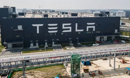 Pese a anuncio de Tesla, no se prevén afectaciones para Saltillo