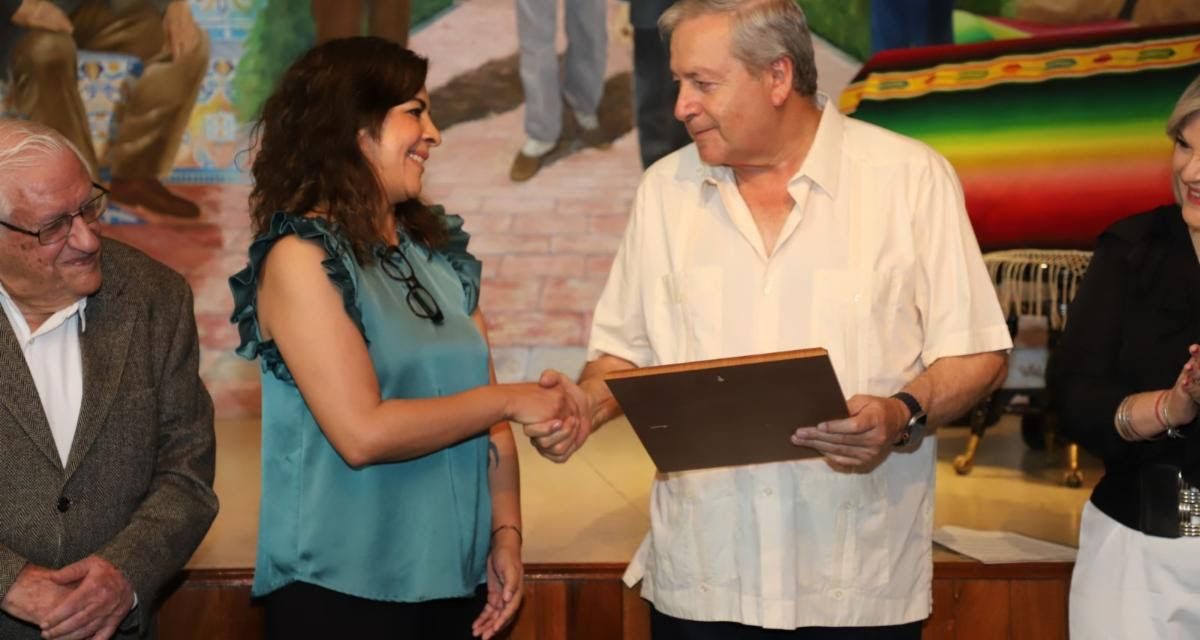 Rinden Chema Fraustro homenaje a poeta saltillense
