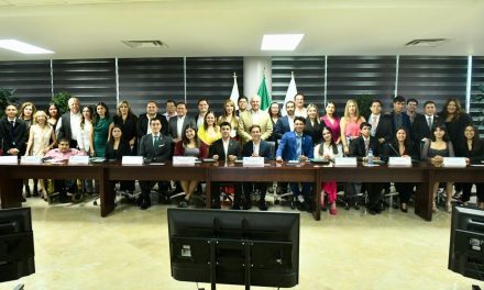 Cabildo Juvenil de Torreón presenta propuestas en materia de salud y sustentabilidad