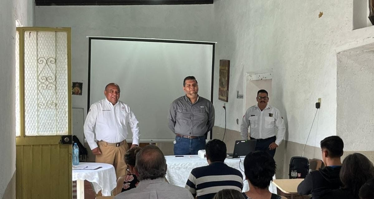 Llevan capacitaciones para prevenir accidentes a colonias de Saltillo