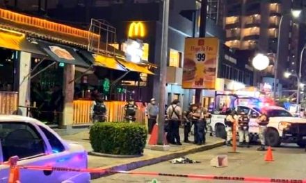 Encuentran cabeza humana afuera de un bar en Acapulco