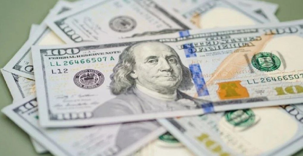 Peso se acerca nuevamente a los 20 pesos