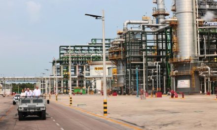 Refinería Dos Bocas arranca al 19% de su capacidad