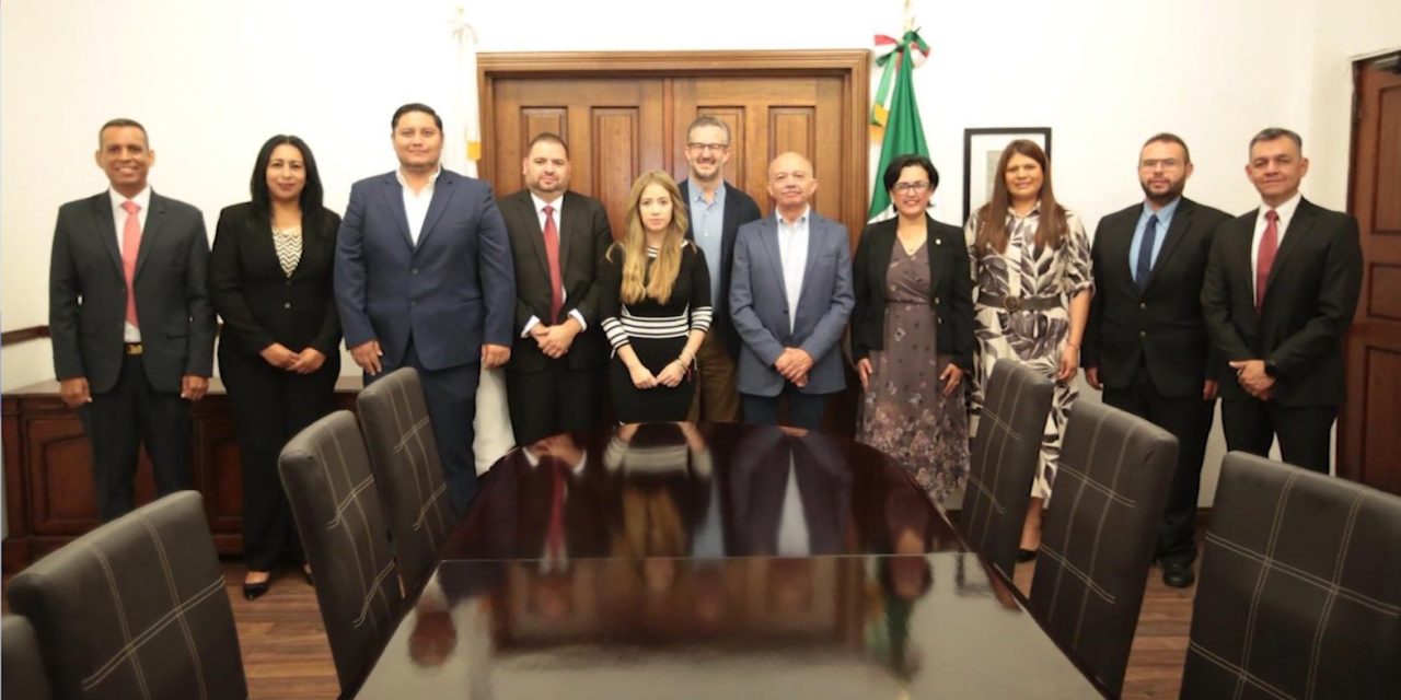 Entregan nuevos nombramienton en la secretaria de Educación de Coahuila