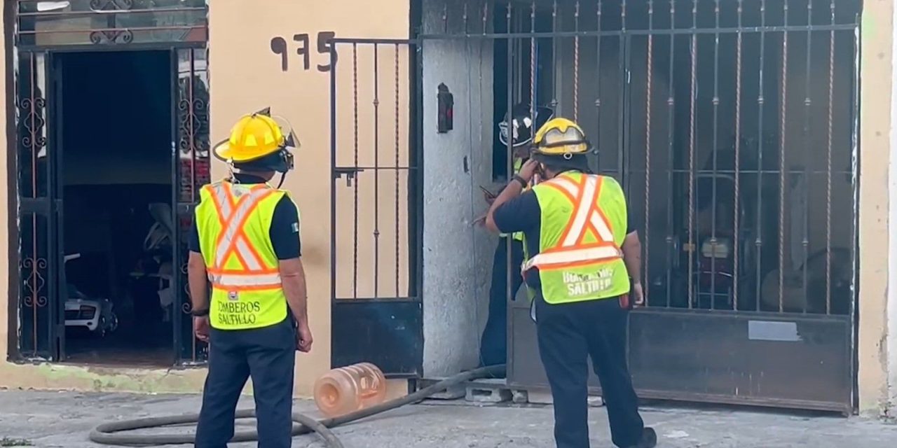 Menores provocan incendio en Saltillo
