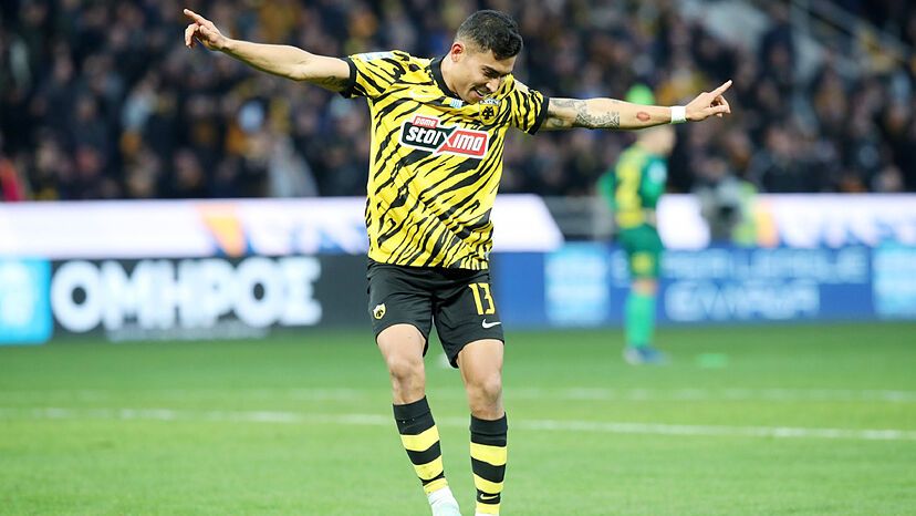 Orbelín Pineda asegura que el AEK Athenas le impidió llegar a Rayados