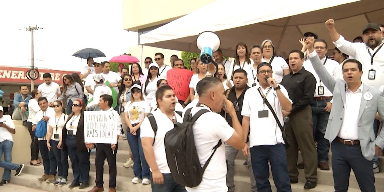 Trabajadores del PJF paran labores en Torreón