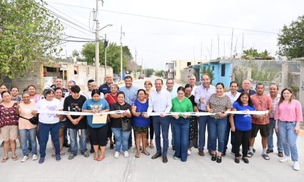 Ayuntamiento de Acuña entrega labores de pavimentación