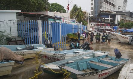 Impacto económico del huracán John en Acapulco ronadría los mil 500 millones de pesos