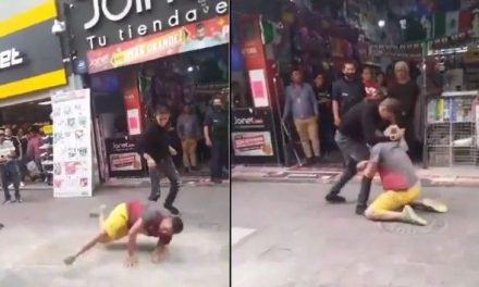 Video: Alex Marín deja las películas nopor y protagoniza violenta pelea en el centro de Guadalajara
