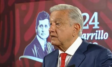 AMLO respalda a Sheinbaum por su decisión de no invitar a Felipe VI en su investidura