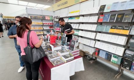 Asisten más de 140 mil a feria Internacional del Libro