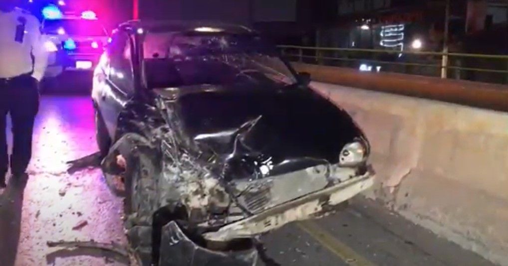Saltillo: Hombre choca en el antialcohol… manejaba ebrio y no vio la fila de autos