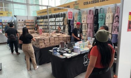Cita a ciegas ¿con un libro? Una experiencia única para los amantes de la lectura