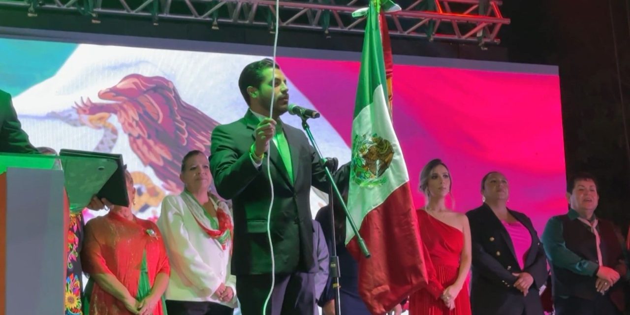 Da alcalde de Arteaga el grito en seis comunidades