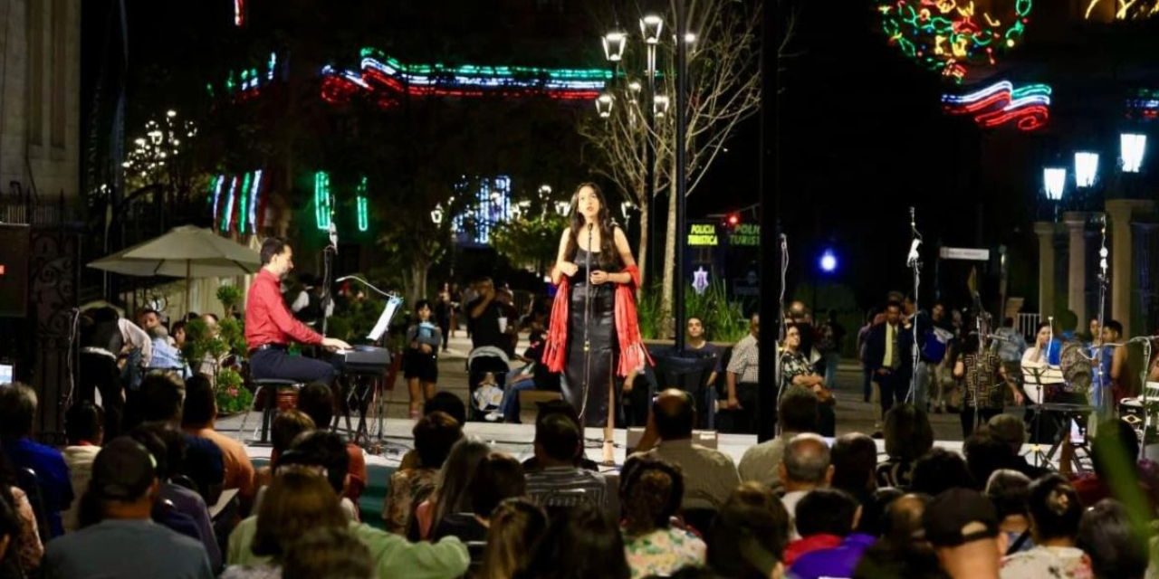 Celebra Saltillo las fiestas patrias con cultura