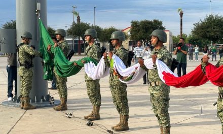 Inician los festejos patrios en el municipio de Acuña