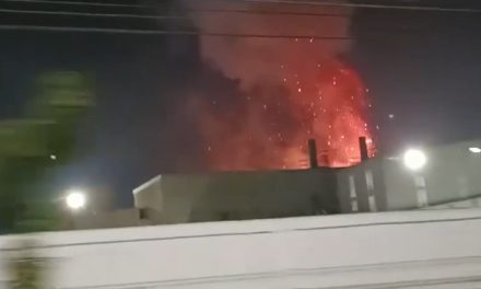 Durante la noche se registra incendio dentro de empresa TUPY
